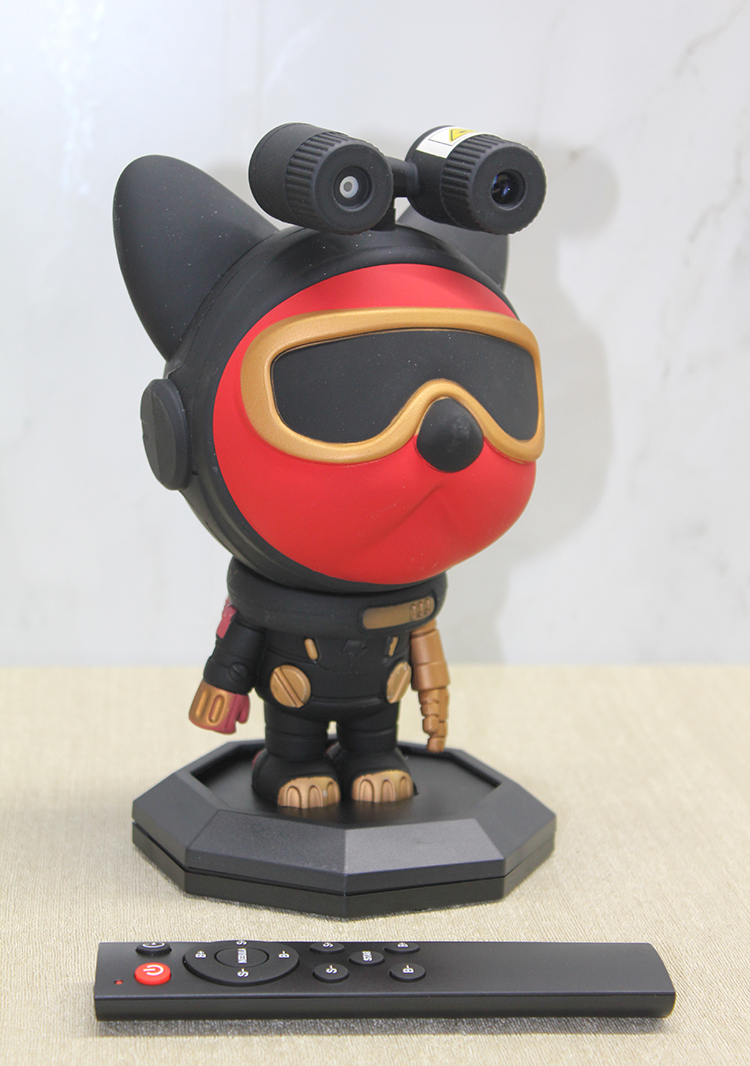 Astronot Şarjlı Projektör Gece Lambası Astronot Şarjlı Projektör Gece Lambası