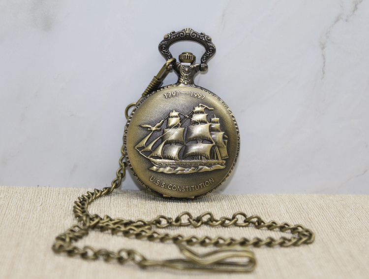 Gemi Tasarımlı Köstekli Saat