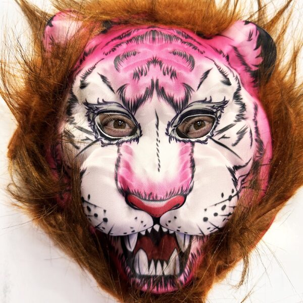 Kahverengi Saçlı Pembe Yüz Peluş Kurt Kaplan Maskesi 26 No