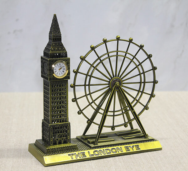 Metal Saat Kulesi Dönme Dolap