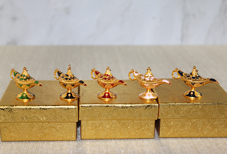 Mineli Metal Alaaddin Lambası Model 6