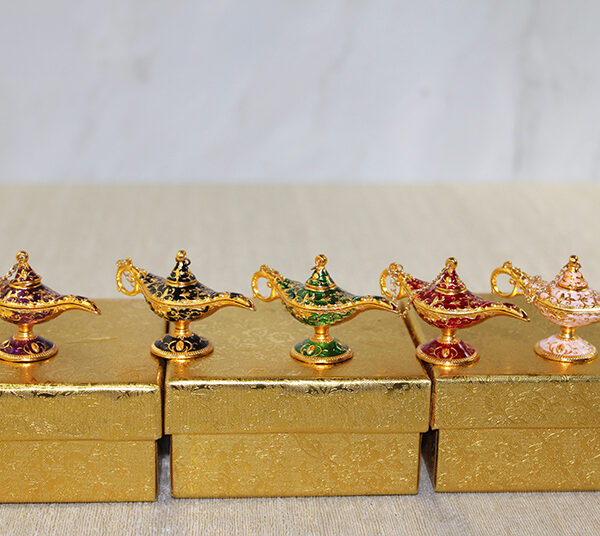 Mineli Metal Alaaddin Lambası Model 8