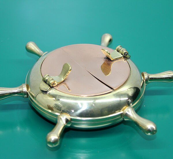 Pirinç Dümenli Kapaklı Küllük