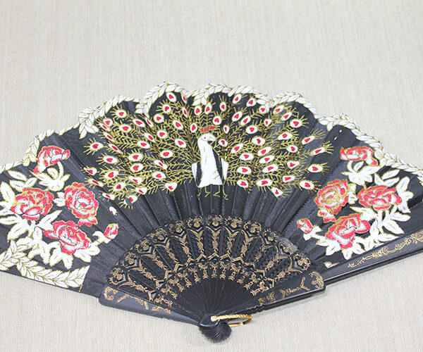 Plastik Tavuskuşu Yelpaze